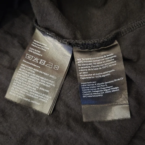 ☆5/$15☆H&M Divided EXTRA Racing Long Sleeve Shirt | Black & White | XS - Picture 10 of 16